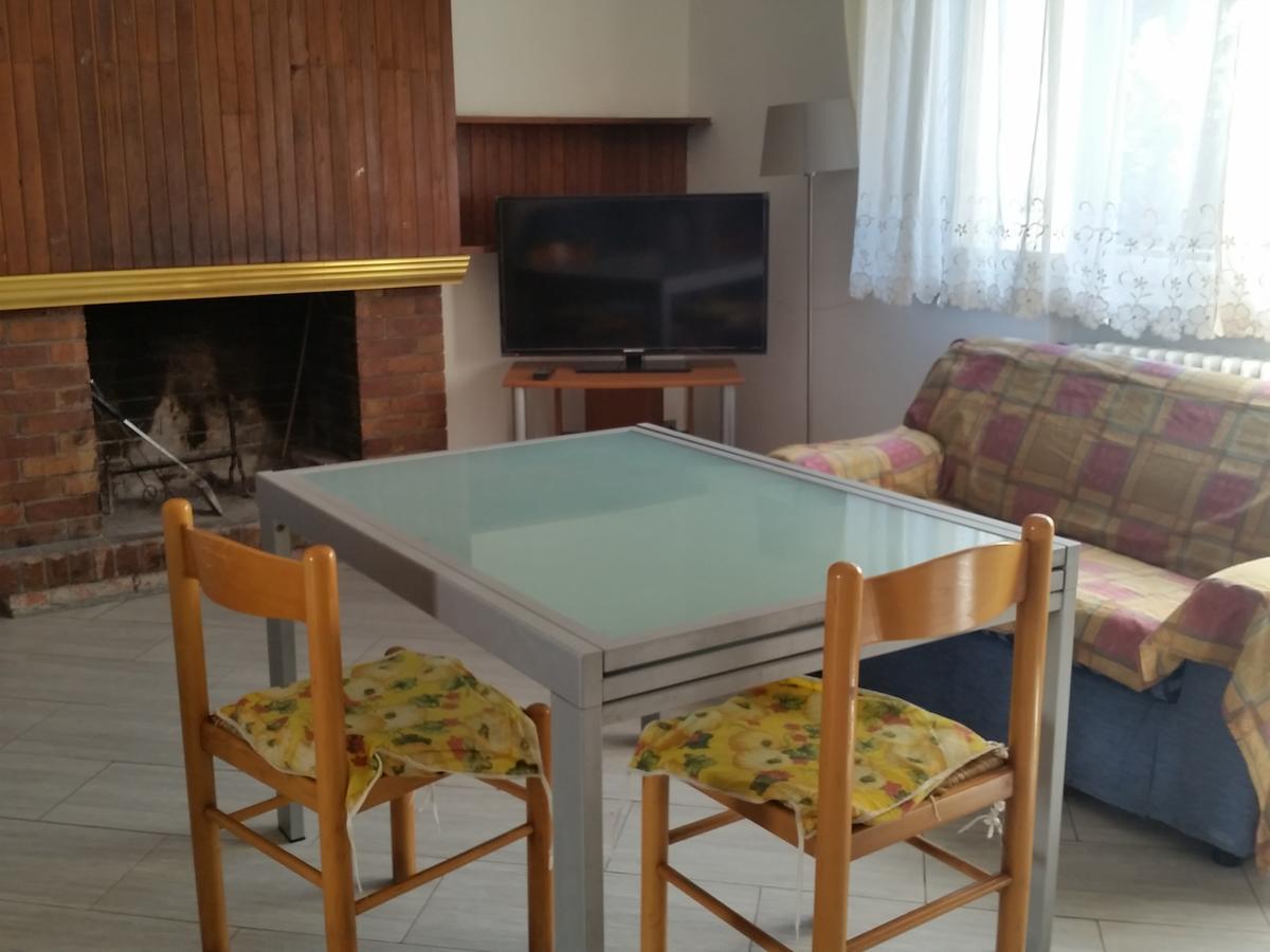 Oasy Apartament Διαμέρισμα Tirrenia Εξωτερικό φωτογραφία