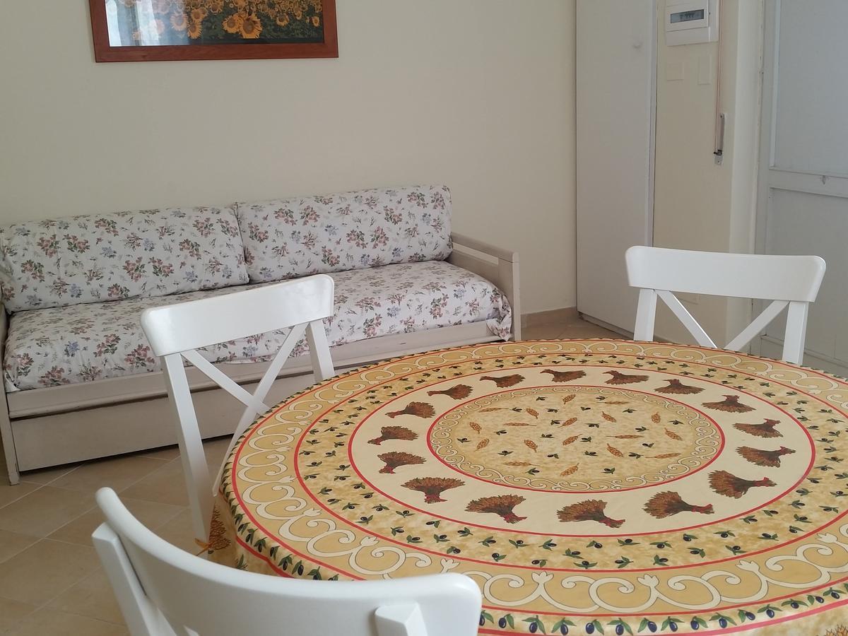 Oasy Apartament Διαμέρισμα Tirrenia Εξωτερικό φωτογραφία